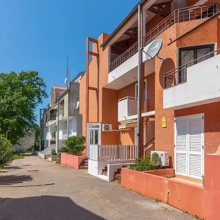 Apartman Anja With Balcony *