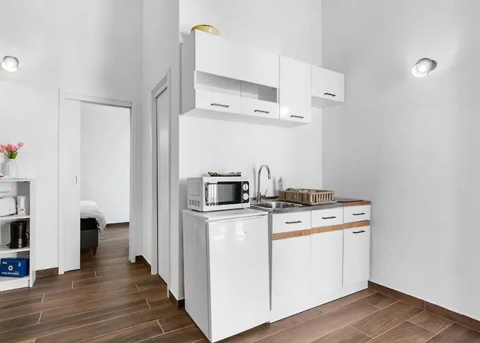 Anja With Balcony Appartement